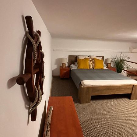 Goldcentral Apartment Danube Budapeszt Zewnętrze zdjęcie